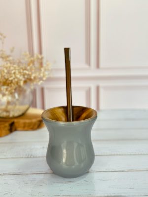 Cuia de madeira azul acinzentado