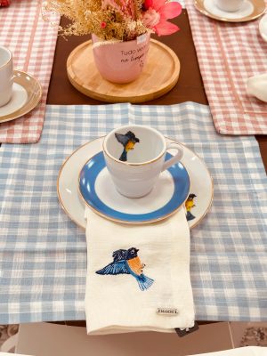 Conjunto Xicara e pires - Pássaro Azul com borda em Ouro